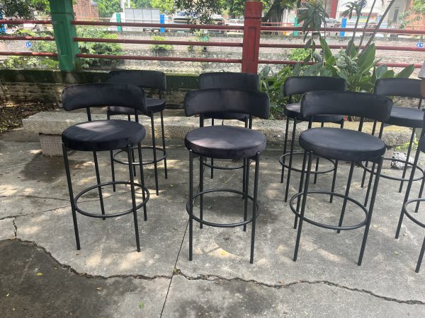WENDING matte black industrial arc-back high-top bar stool modern hotel bar chair