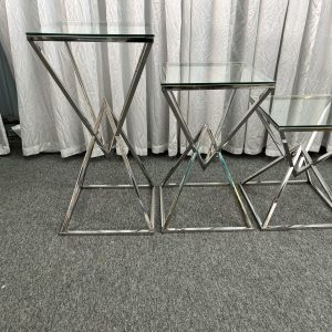 WENDING silver geometric triangle X-frame display stand set 3-piece glass top wedding pedestal