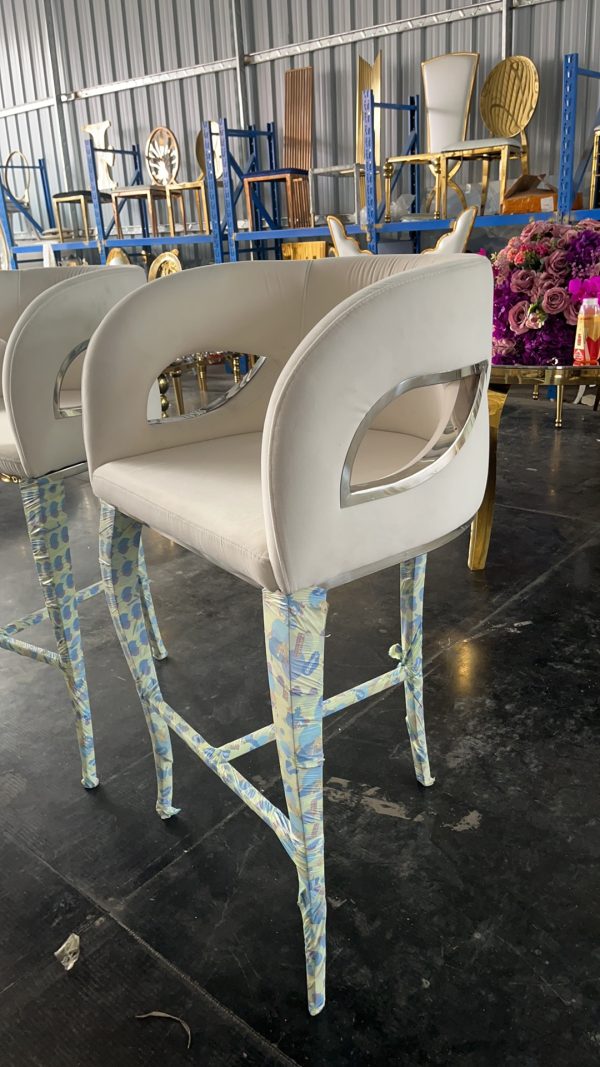 WENDING modern grey half-barrel high-top bar stool crescent cutout hotel bar chair silver accent