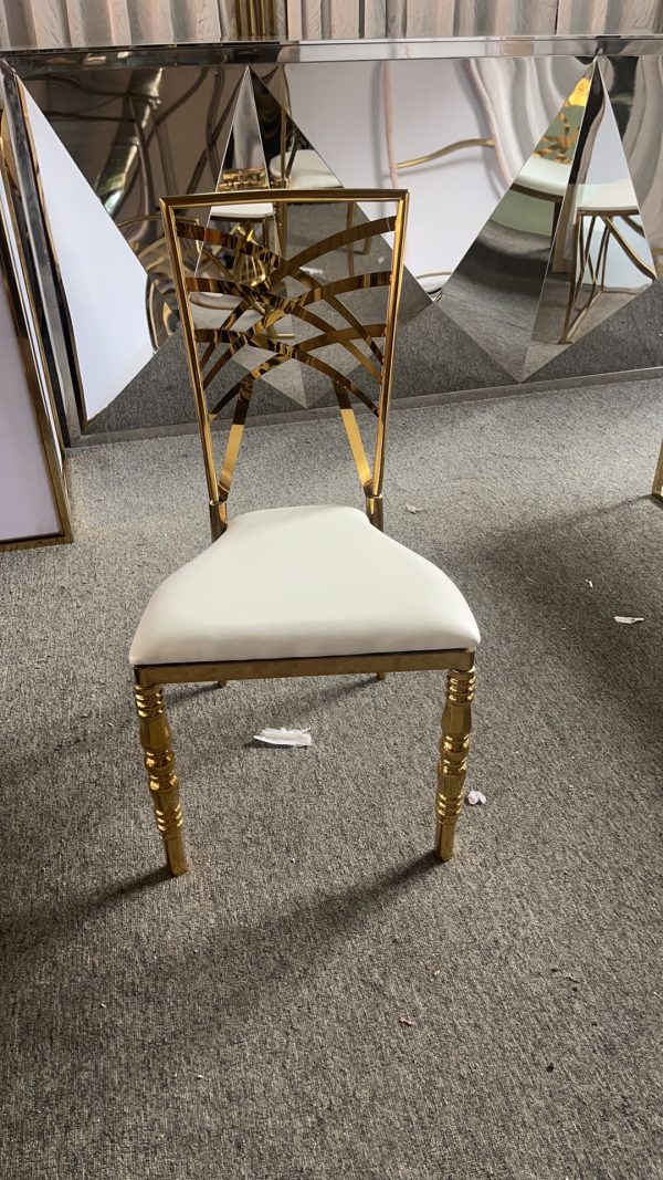 WENDING gold radial spider-web backrest banquet chair ornate cutout wedding dining chair front view