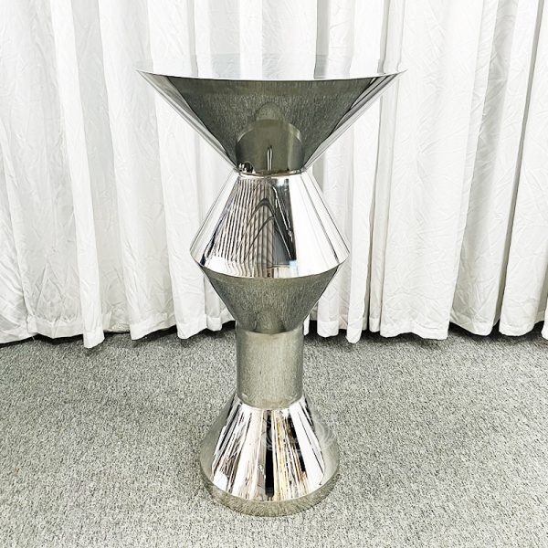 WENDING silver diamond-cut geometric high-top cocktail bar table mirror facet stand